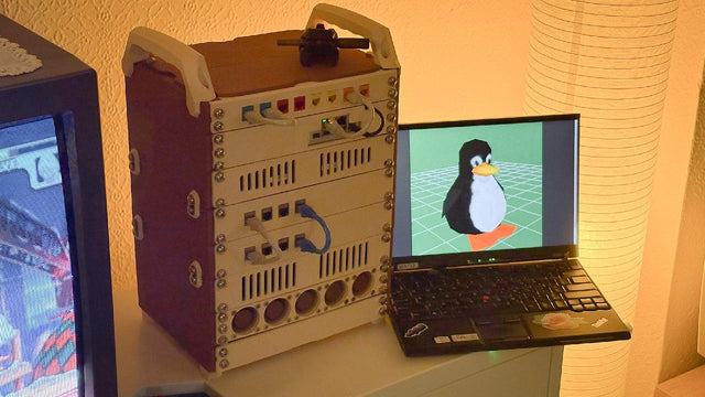 How kabuto Builds a Modular 10-Inch Homelab with ZimaBoard 2